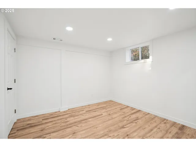 $724,999 | 5818 Northeast 35th Place, Portland, OR 97211