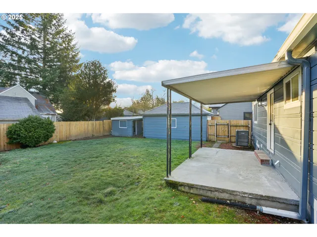 $724,999 | 5818 Northeast 35th Place, Portland, OR 97211