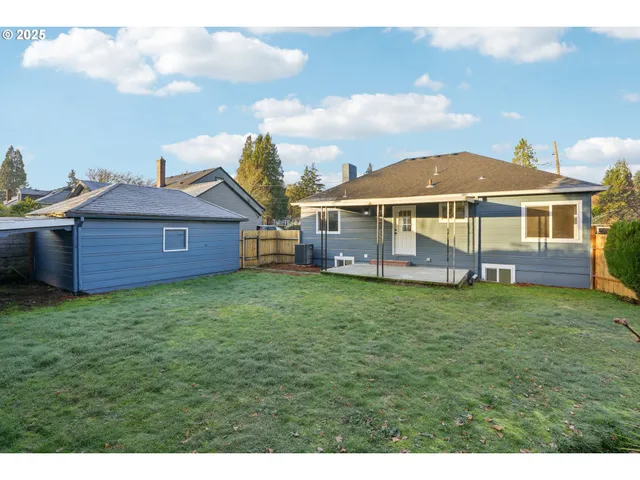 $724,999 | 5818 Northeast 35th Place, Portland, OR 97211