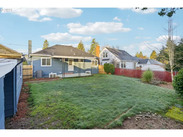 $724,999 | 5818 Northeast 35th Place, Portland, OR 97211