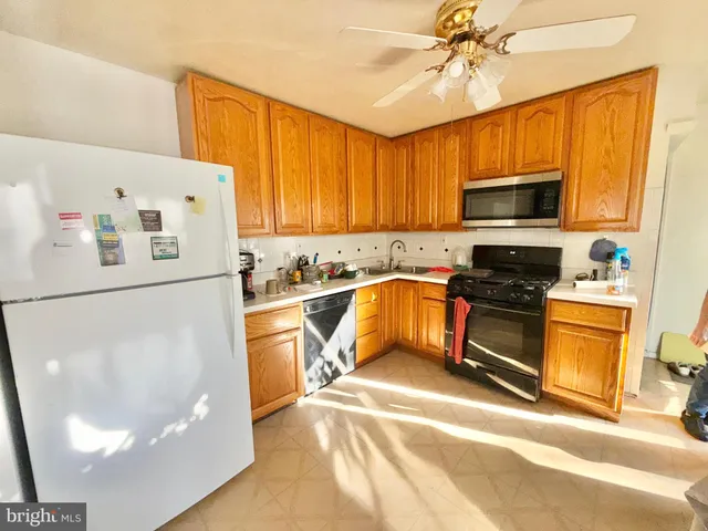 $305,000 | 7956 Oakwood Road, Glen Burnie, MD 21061