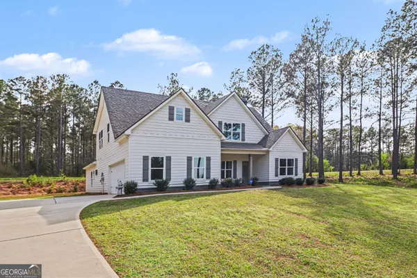 $449,900 | 100 Dove Creek, LaGrange, GA 30241