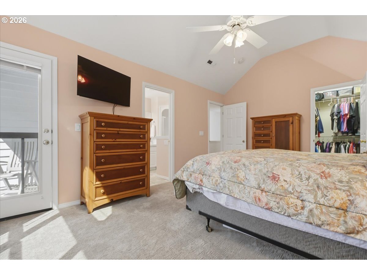 425 Northeast Roth Street Portland, OR 97211 - Photo 19 of 34