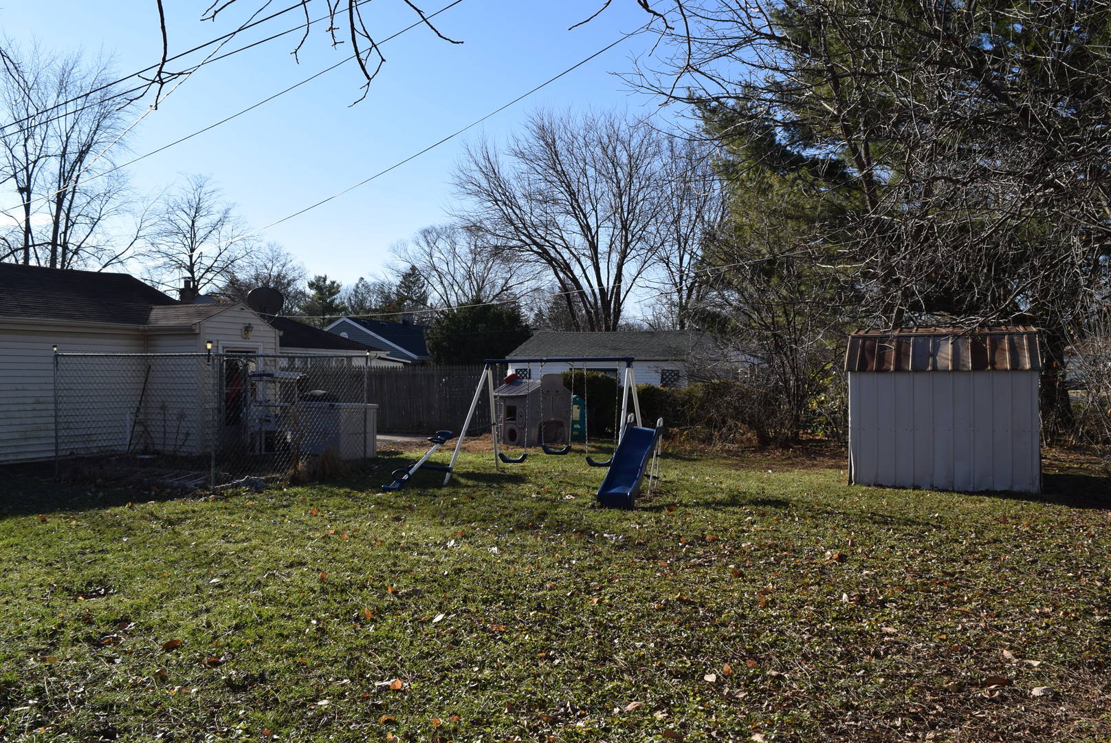 2112 Hawthorne Road Homewood, IL 60430 - Photo 3 of 13 a view of a backyard