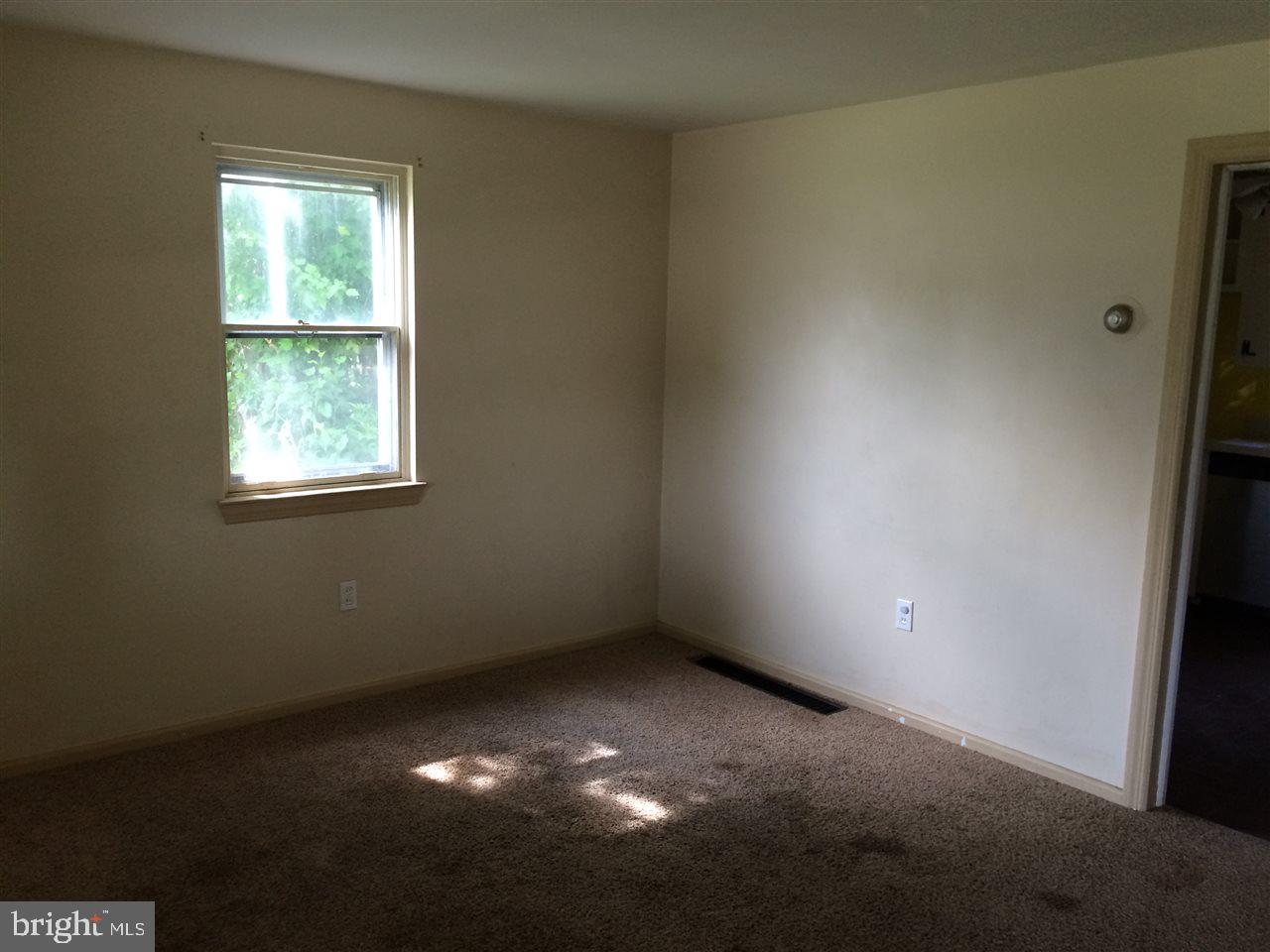 738 Village Road York, PA 17404 - Photo 3 of 16 Gallery Image 3
