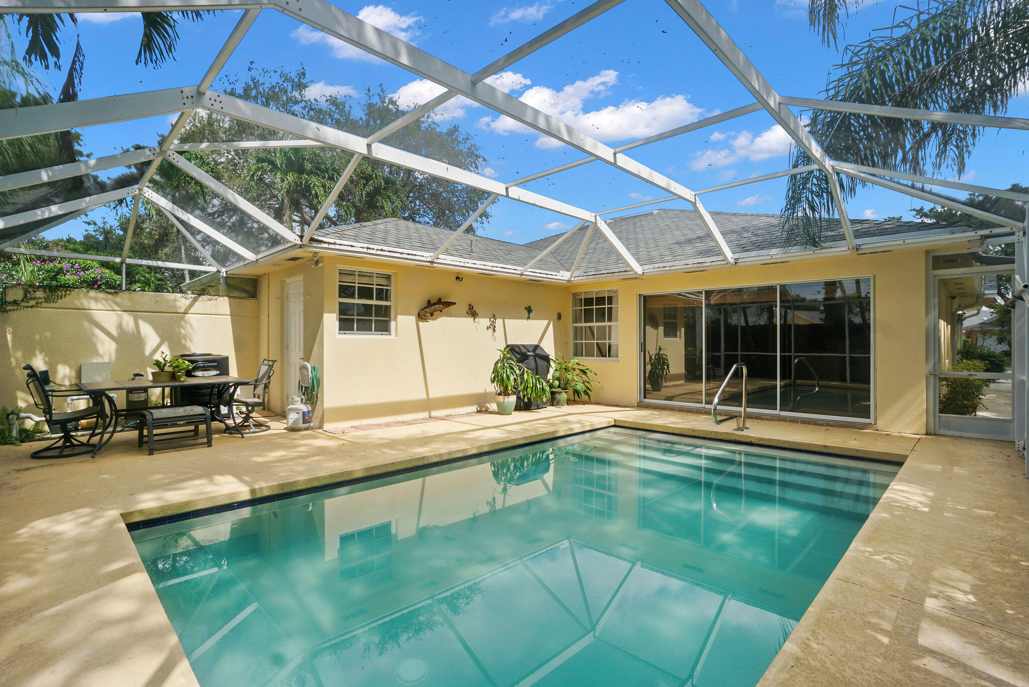 198 Brier Circle Jupiter, FL 33458 - Photo 36 of 38 a view of a house with sitting area