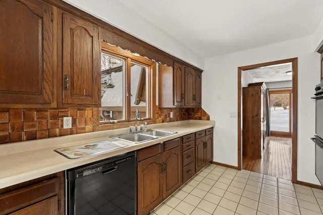 $599,900 | 809 60th Avenue Southwest, Rochester, MN 55902