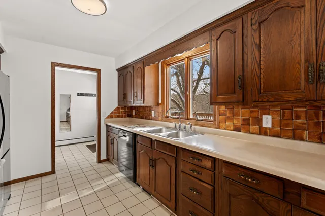 $599,900 | 809 60th Avenue Southwest, Rochester, MN 55902