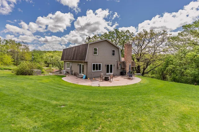 $599,900 | 809 60th Avenue Southwest, Rochester, MN 55902