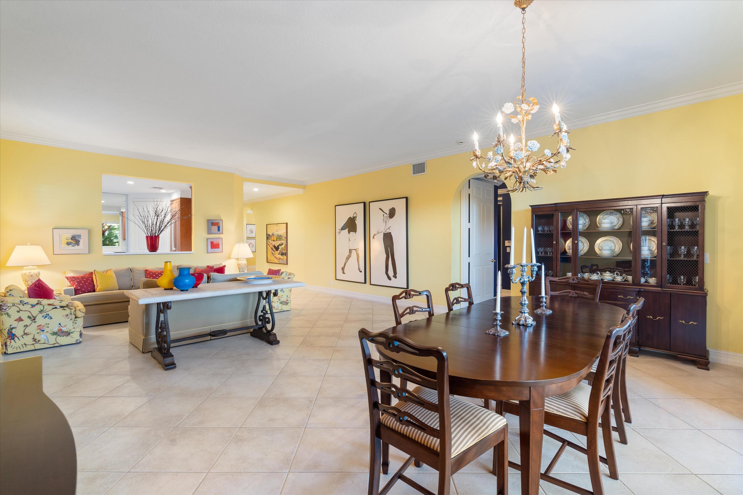6277 Graycliff Drive, Unit B Boca Raton, FL 33496 - Photo 7 of 49 Dining Room/Living Room