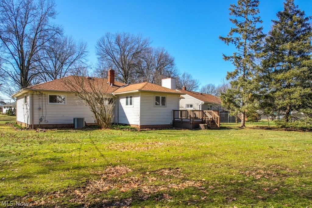 1219 Haverston Road Lyndhurst, OH 44124 - Photo 28 of 34