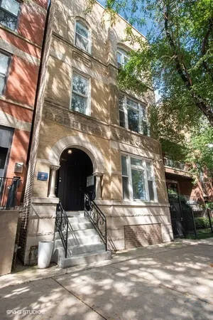 $4,500 | 448 North Aberdeen Street, Unit 1, Chicago, IL 60642