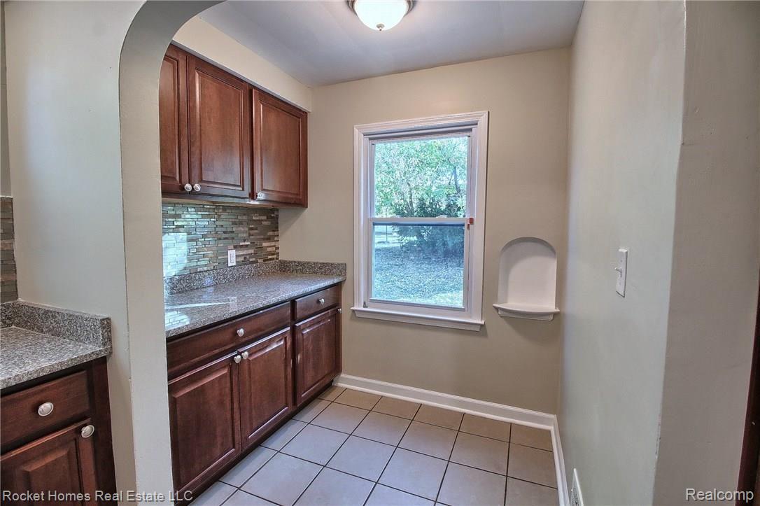 17170 Annchester Road Detroit, MI 48219 - Photo 9 of 26 Kitchen_2nd_View.jpg