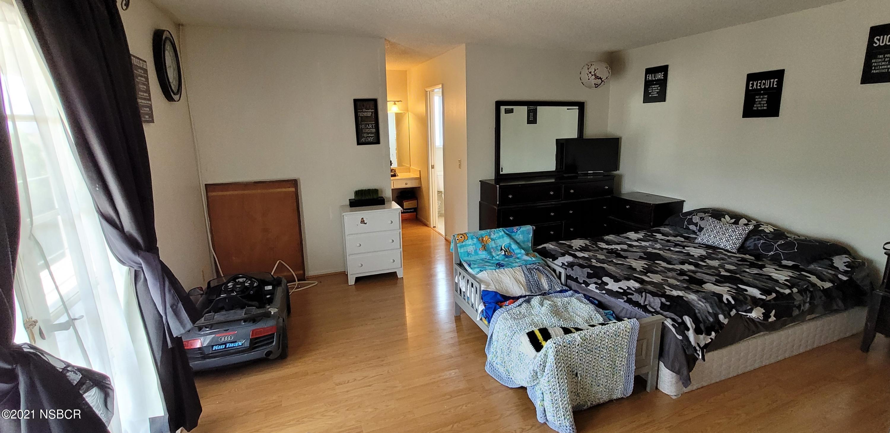 131 Gemini Street Lompoc, CA 93436 - Photo 13 of 19 Master bedroom