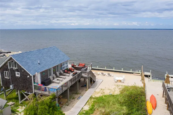 $10,000 | 5 Bayview Avenue, Ocean Beach, NY 11770