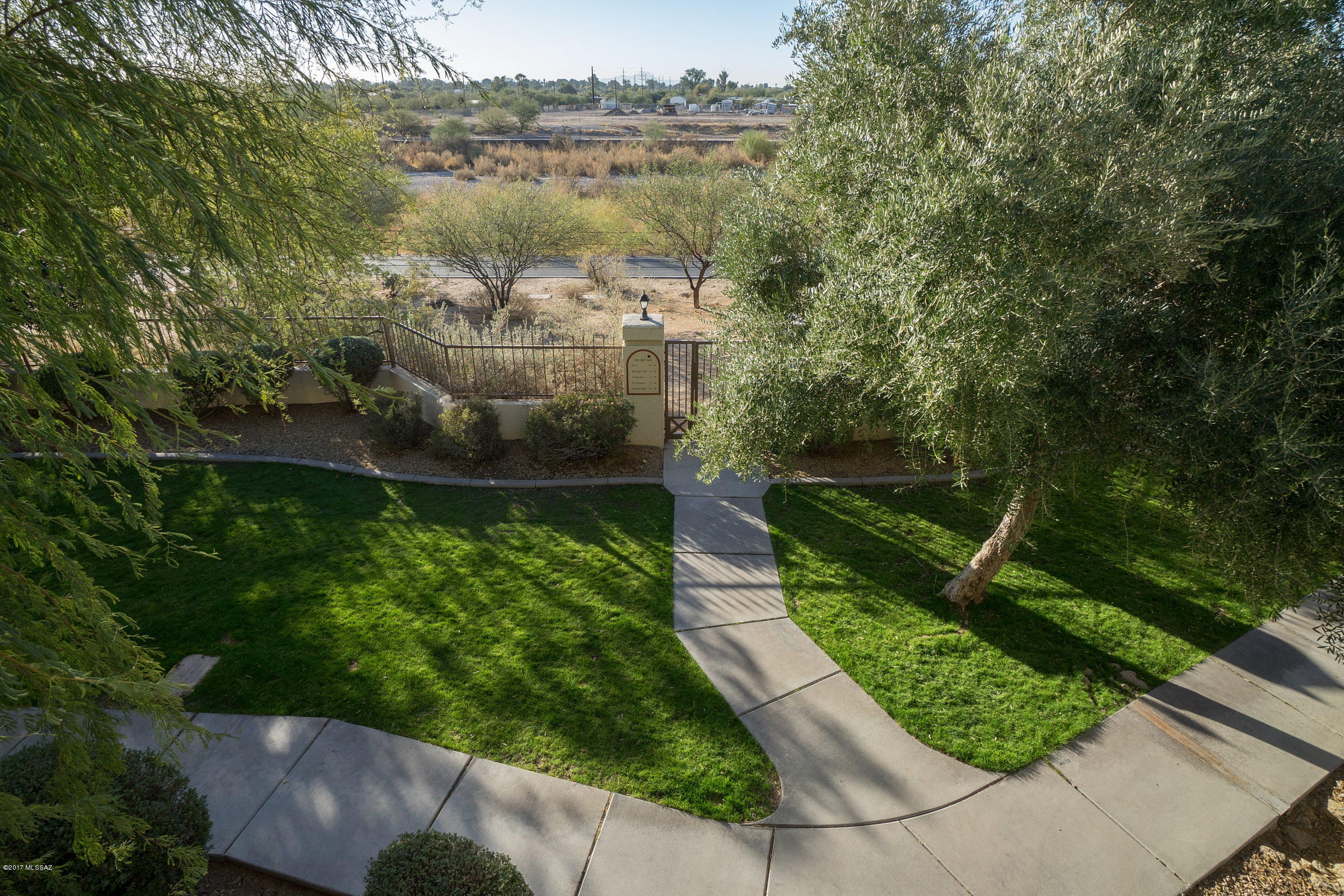 2550 East River Road, Unit 15203 Tucson, AZ 85718 - Photo 4 of 19