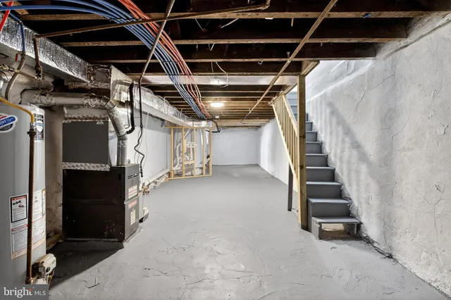 $200,000 | 221 North Hobart Street, Philadelphia, PA 19139