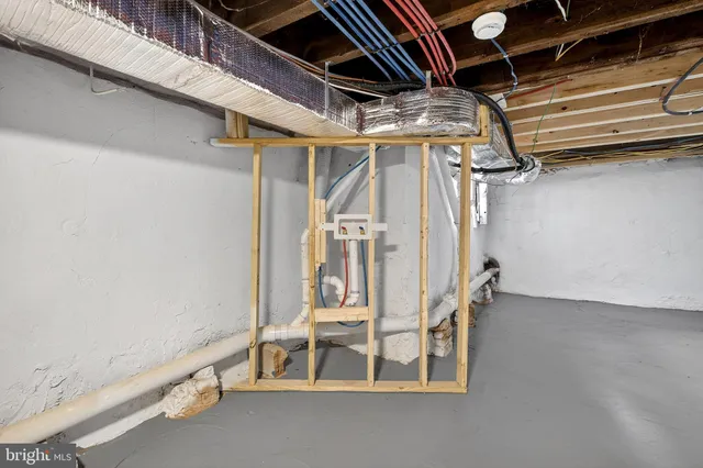 $200,000 | 221 North Hobart Street, Philadelphia, PA 19139