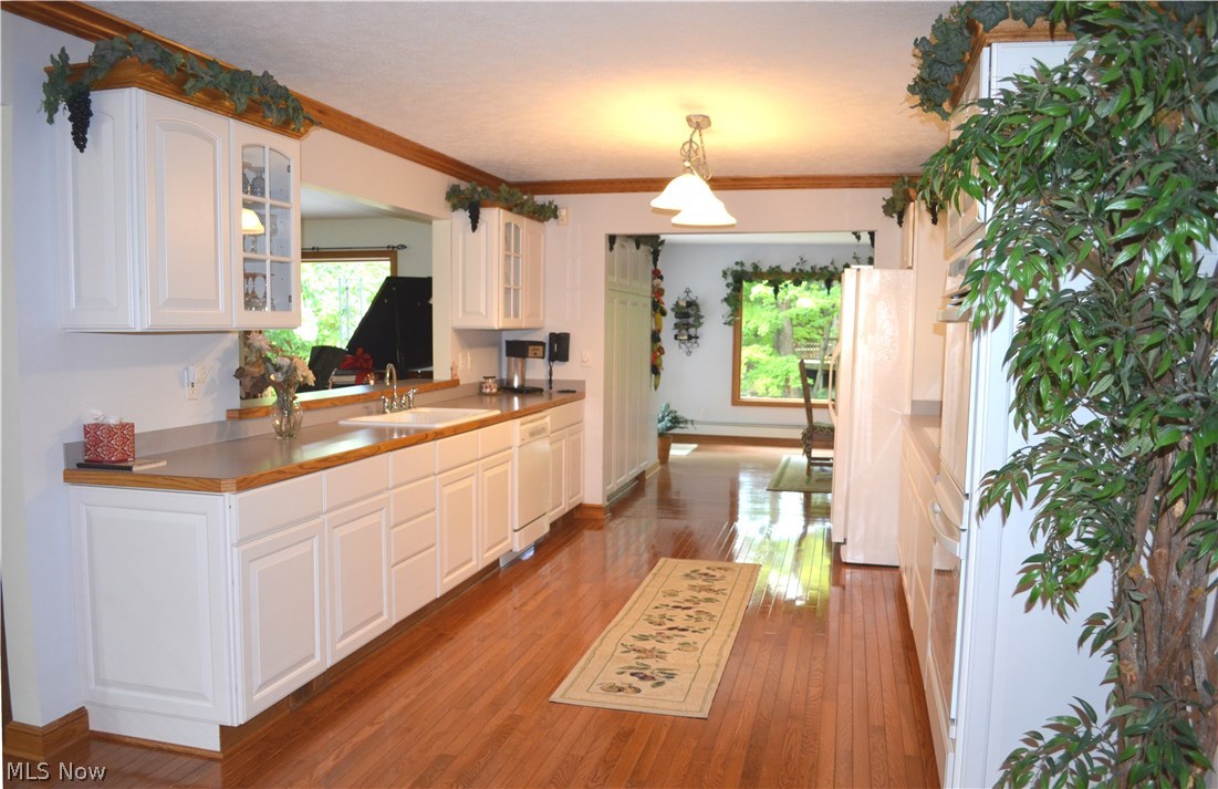 19540 Hunt Road Strongsville, OH 44136 - Photo 11 of 32 Gallery Image 11