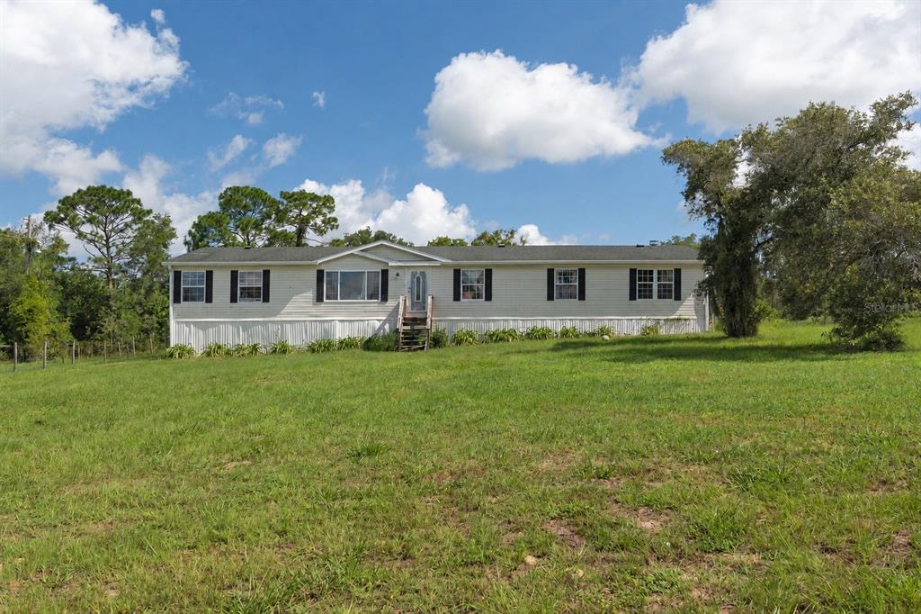 13317 Moon Road Brooksville, FL 34613 - Photo 1 of 25 Gallery Image 1