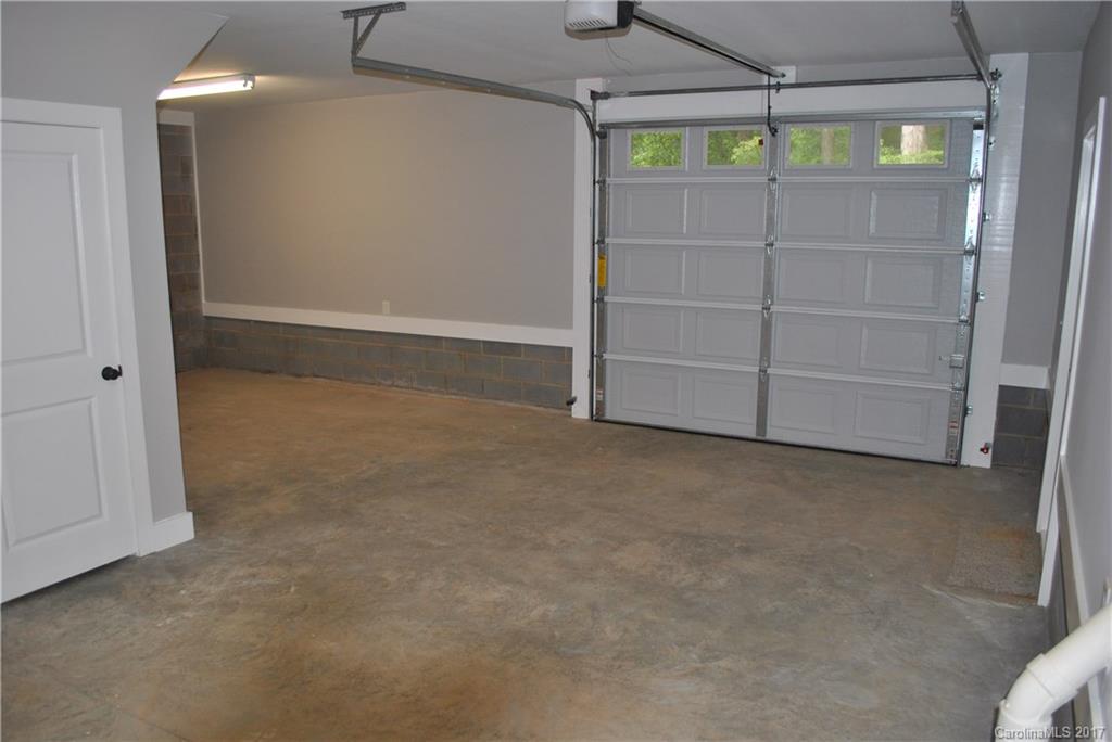 335 Creswell Road, Unit 1011 Mount Gilead, NC 27306 - Photo 16 of 18 an empty room with a empty space