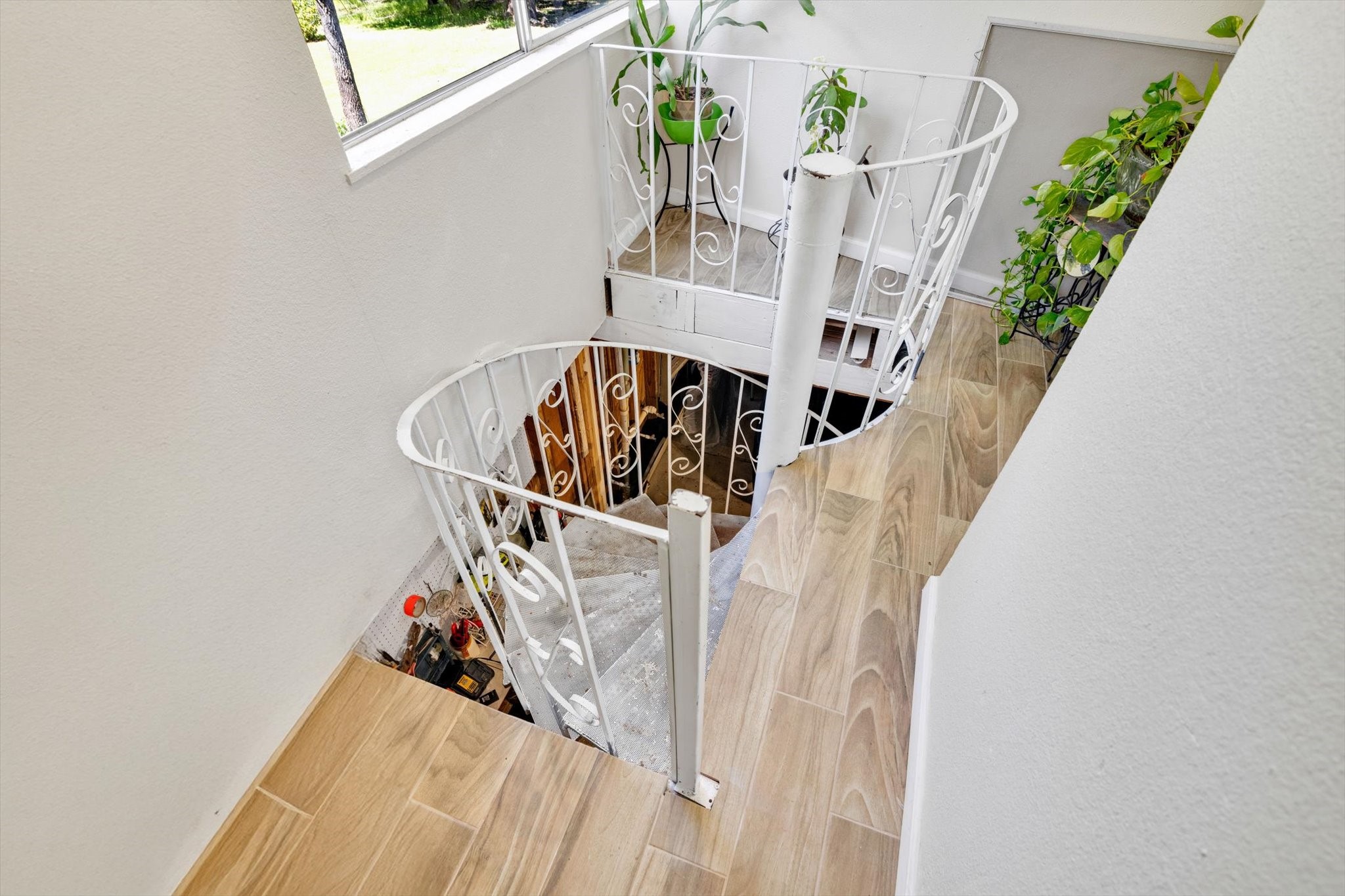 90 County Road 2852 Cleveland, TX 77327 - Photo 34 of 50 a view of entryway