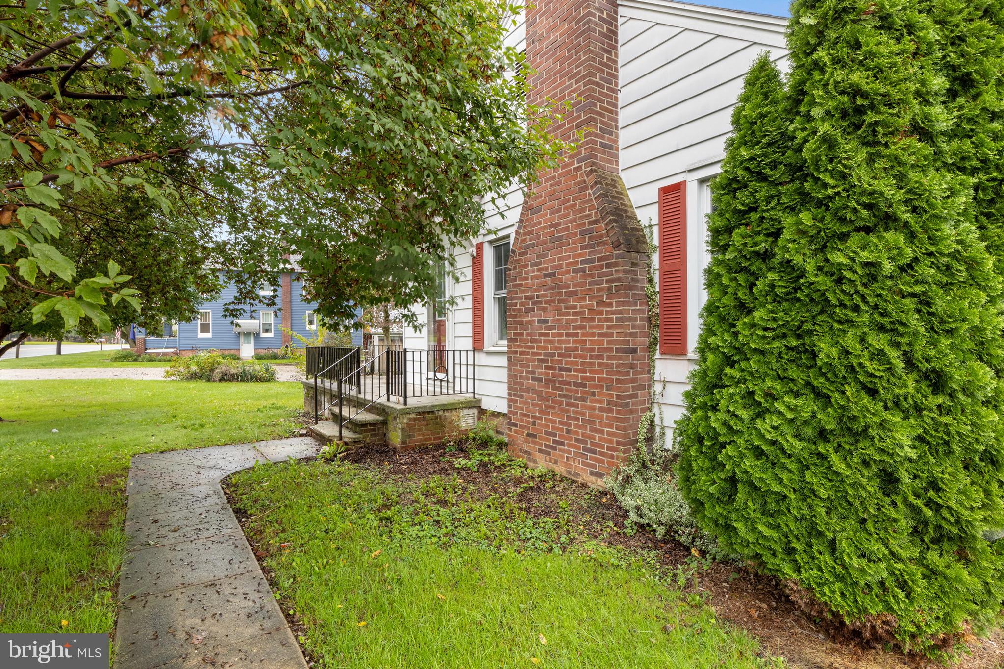 5723 York Road Spring Grove, PA 17362 - Photo 3 of 47
