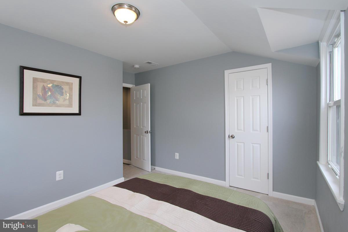 5145 Sheriff Road Northeast Washington, DC 20019 - Photo 13 of 30 Bedroom