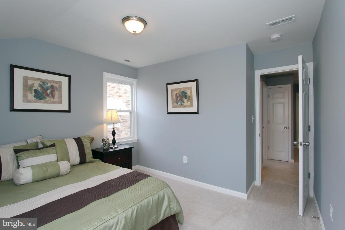 5145 Sheriff Road Northeast Washington, DC 20019 - Photo 14 of 30 Bedroom