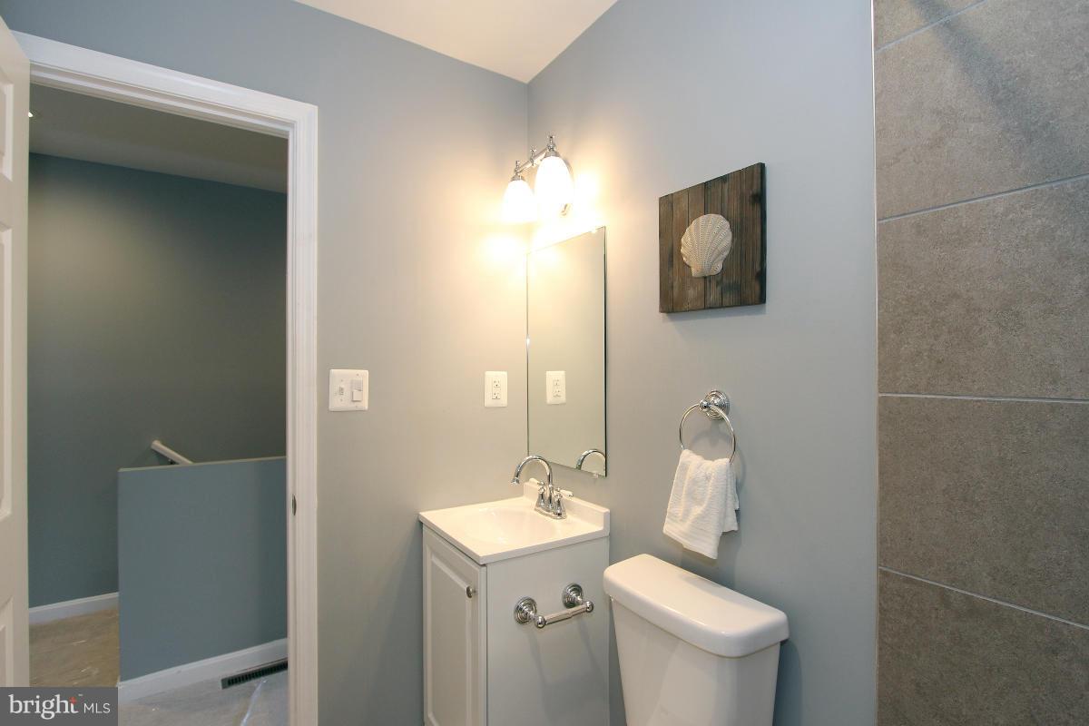 5145 Sheriff Road Northeast Washington, DC 20019 - Photo 16 of 30 Bath