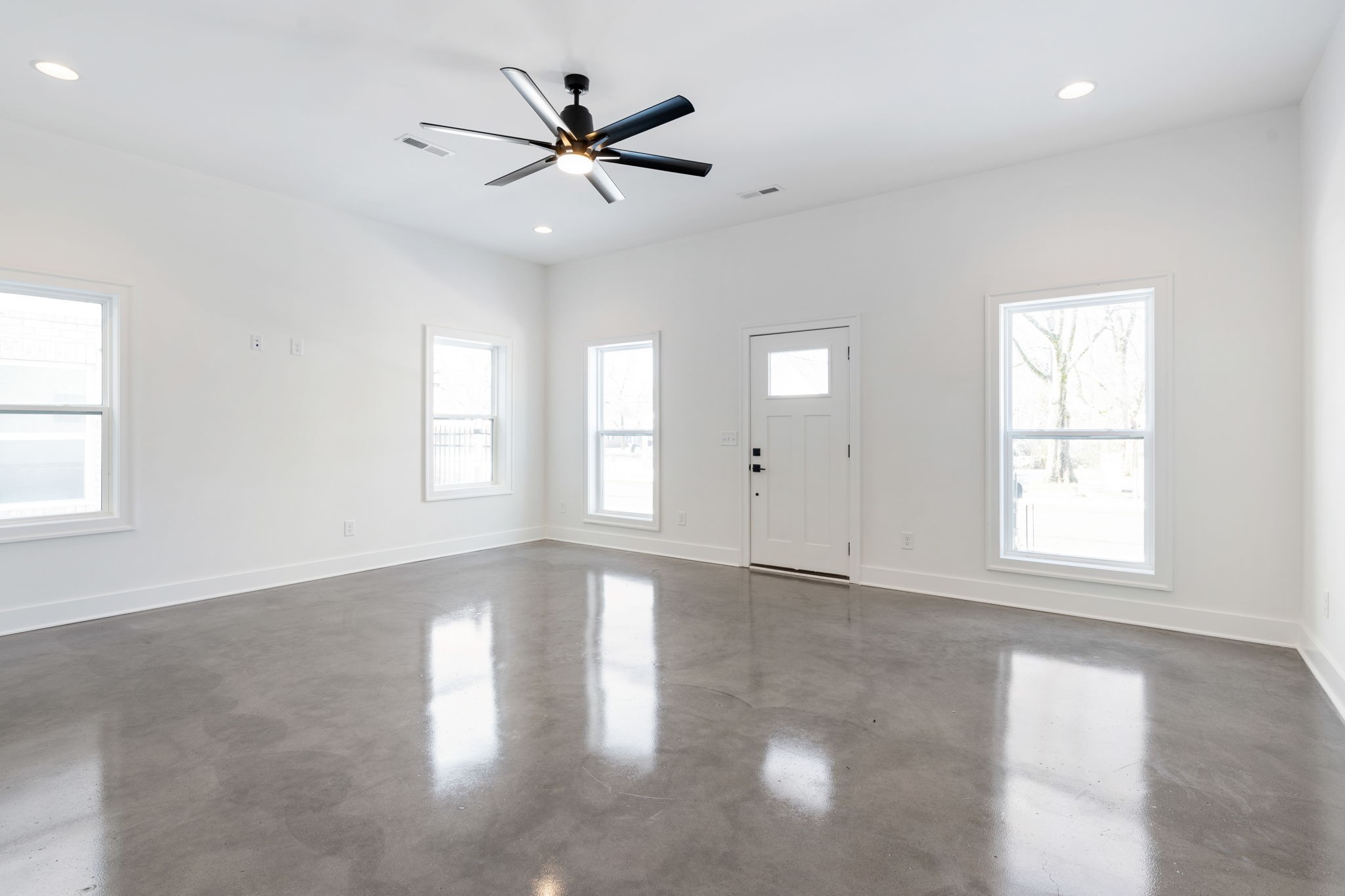 904 North Maple Street Murfreesboro, TN 37130 - Photo 4 of 33