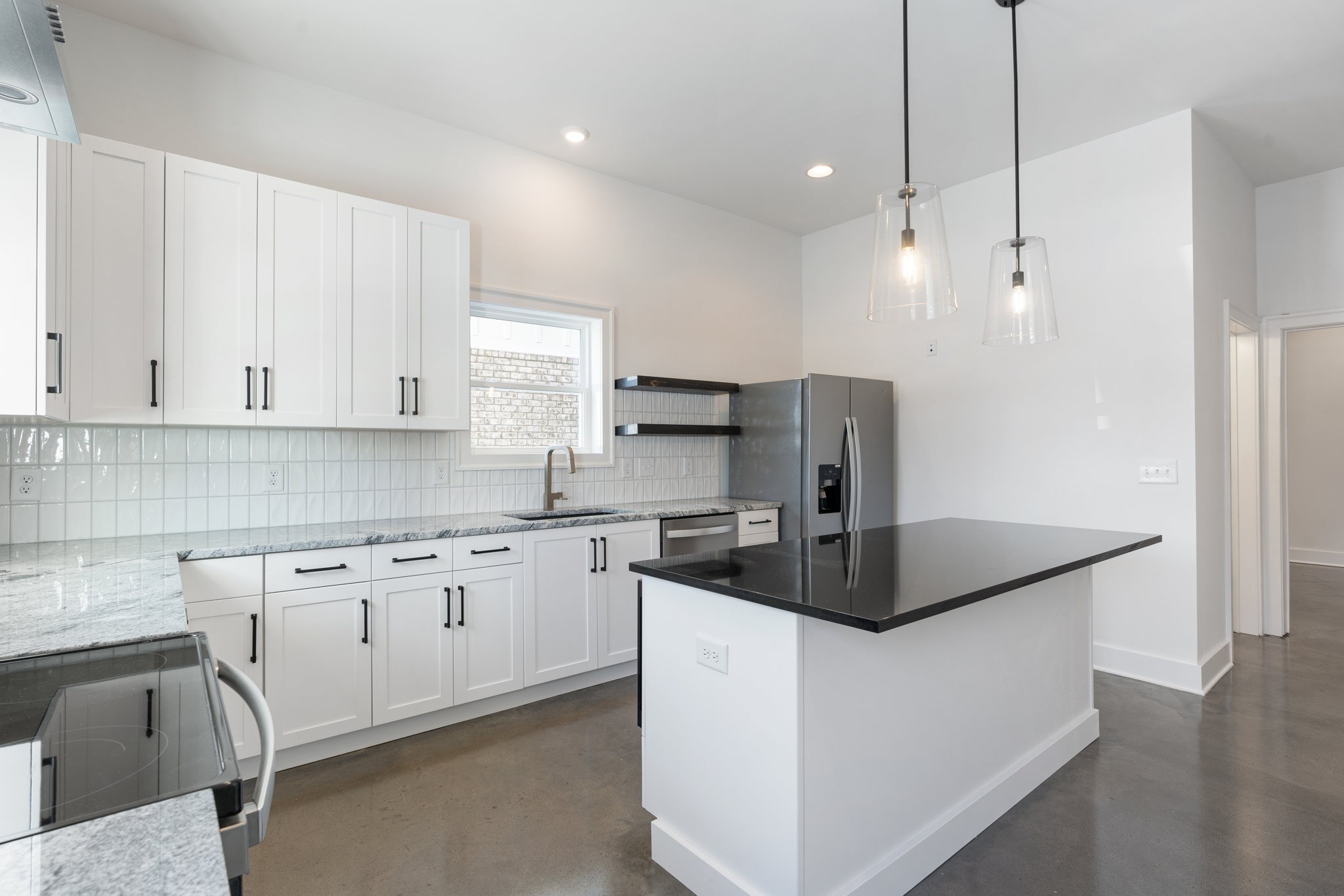 904 North Maple Street Murfreesboro, TN 37130 - Photo 7 of 33