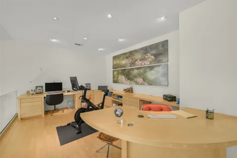 $1,799,000 | 15 Hudson Circle, Houston, TX 77024