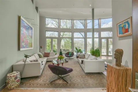 $1,799,000 | 15 Hudson Circle, Houston, TX 77024