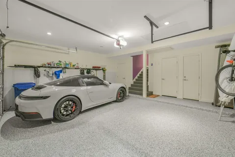 $1,799,000 | 15 Hudson Circle, Houston, TX 77024