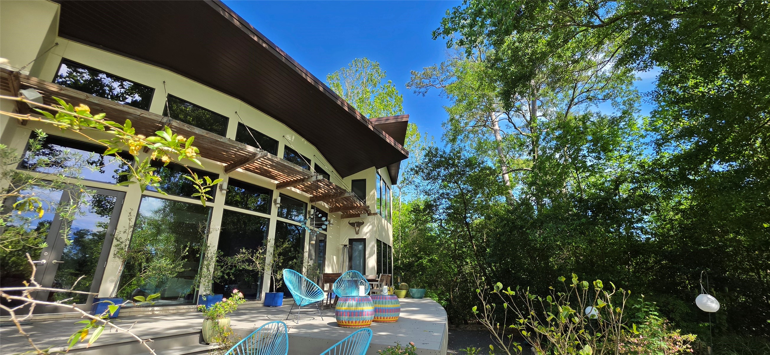 15 Hudson Circle Houston, TX 77024 - Photo 38 of 50