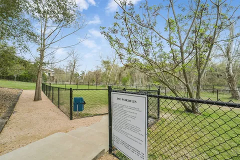 $1,799,000 | 15 Hudson Circle, Houston, TX 77024