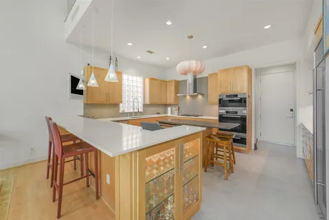 $1,799,000 | 15 Hudson Circle, Houston, TX 77024