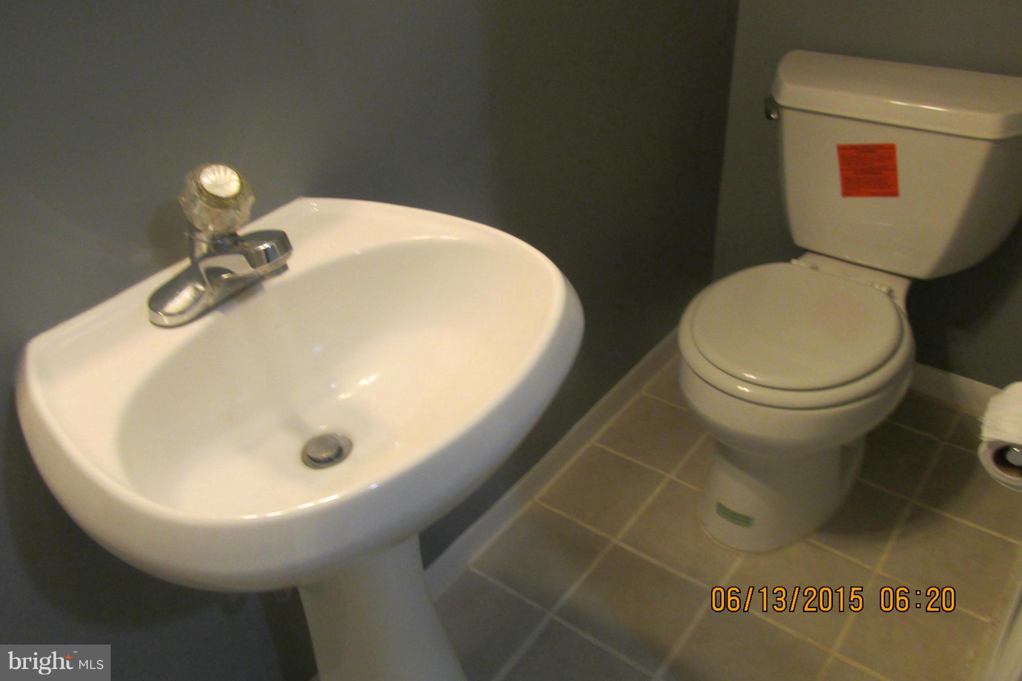 1908 Gainsboro Road Rockville, MD 20851 - Photo 21 of 21 Bath