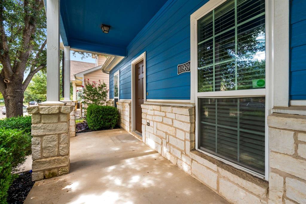 10969 Colonial Heights Lane Fort Worth, TX 76179 - Photo 5 of 34 a view of house with backyard