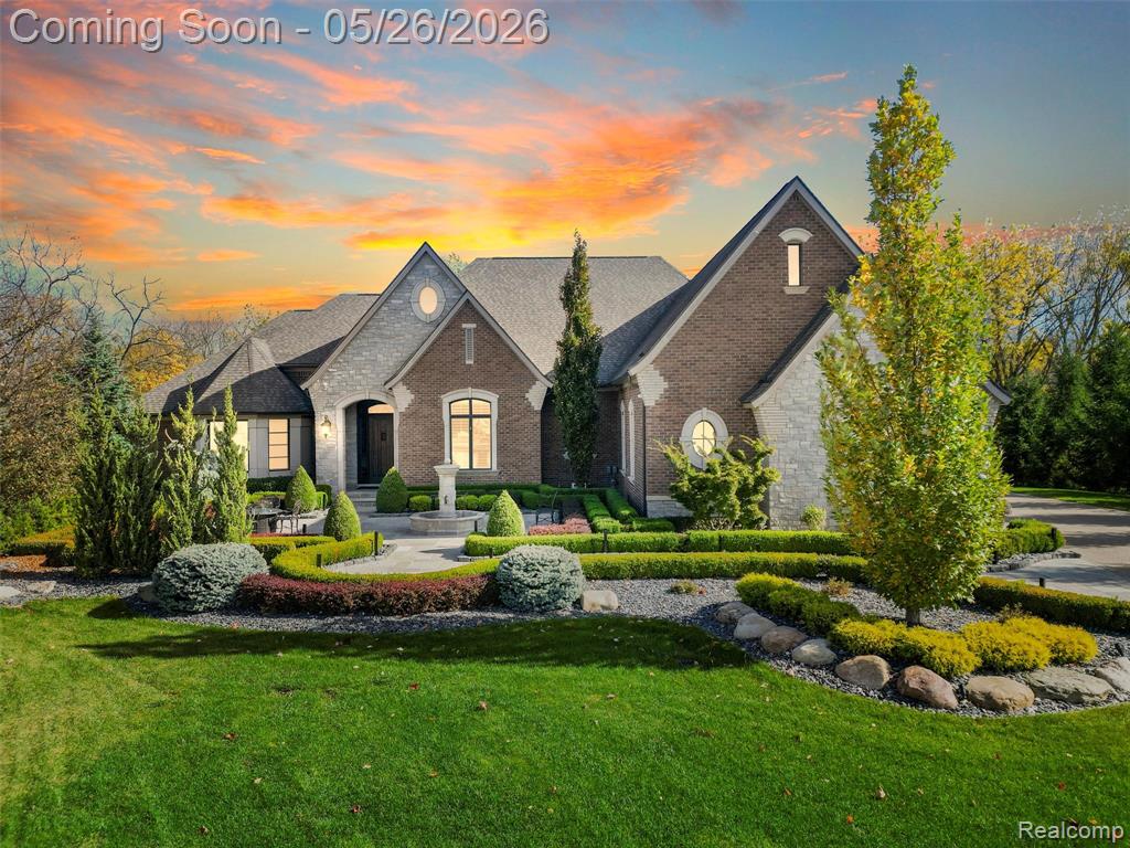2475 Creekside Court Rochester, MI 48306 - Photo 1 of 53