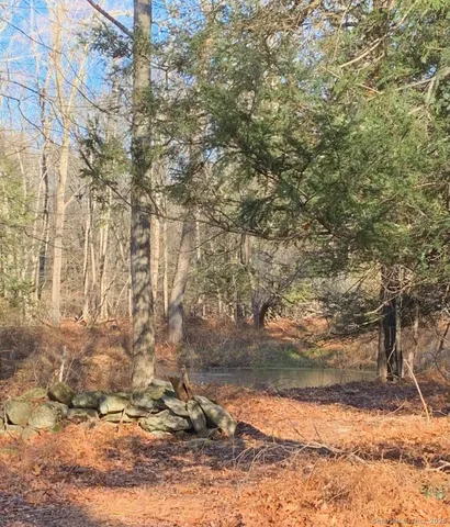 $499,900 | 140 Ragged Hill Road, Pomfret, CT 06259