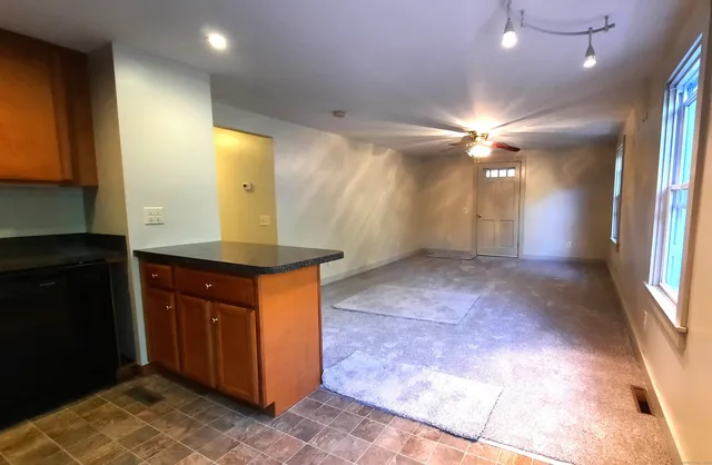 $499,900 | 140 Ragged Hill Road, Pomfret, CT 06259