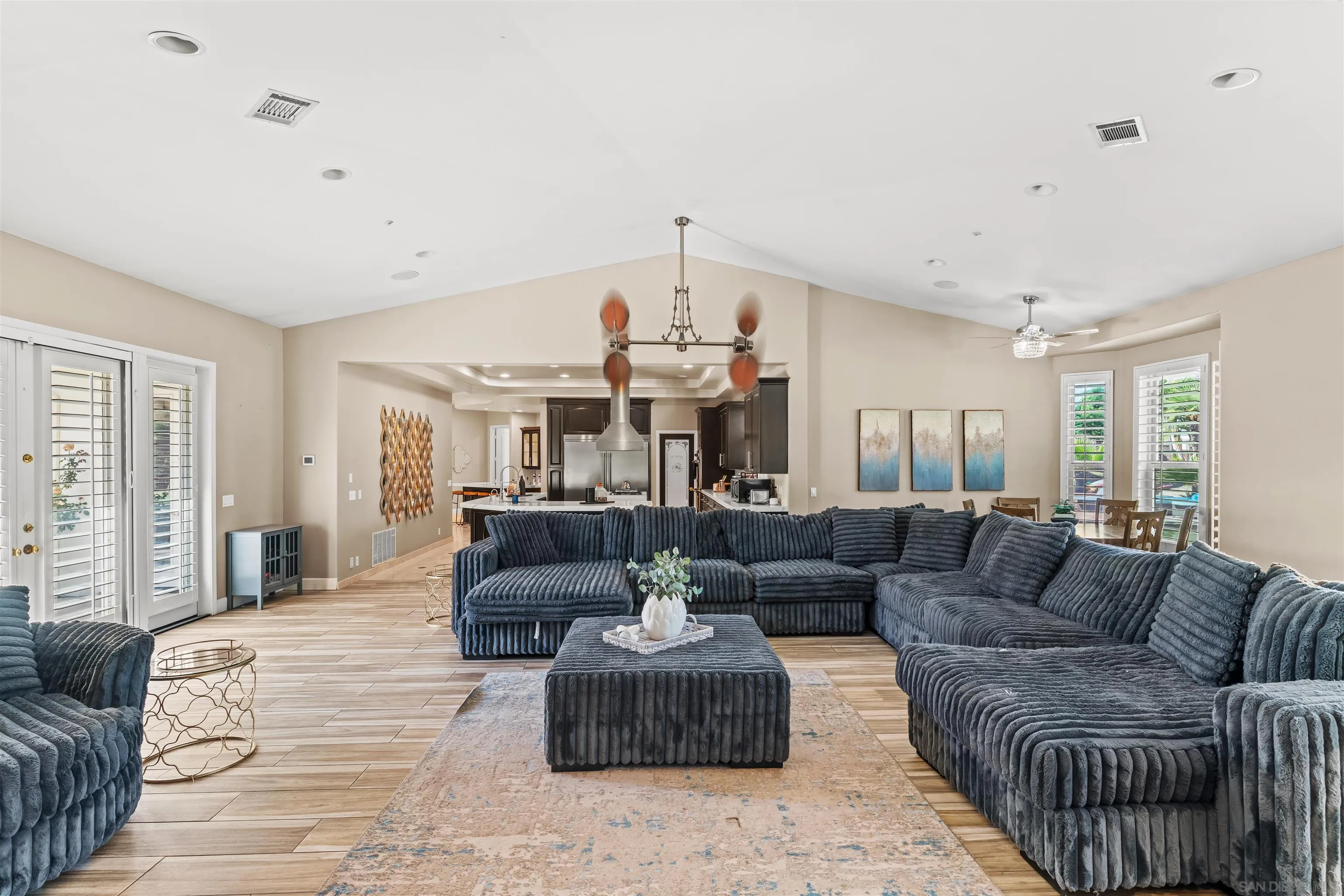 3525 Caroway Court Spring Valley, CA 91978 - Photo 15 of 75