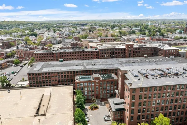 a picture of city view