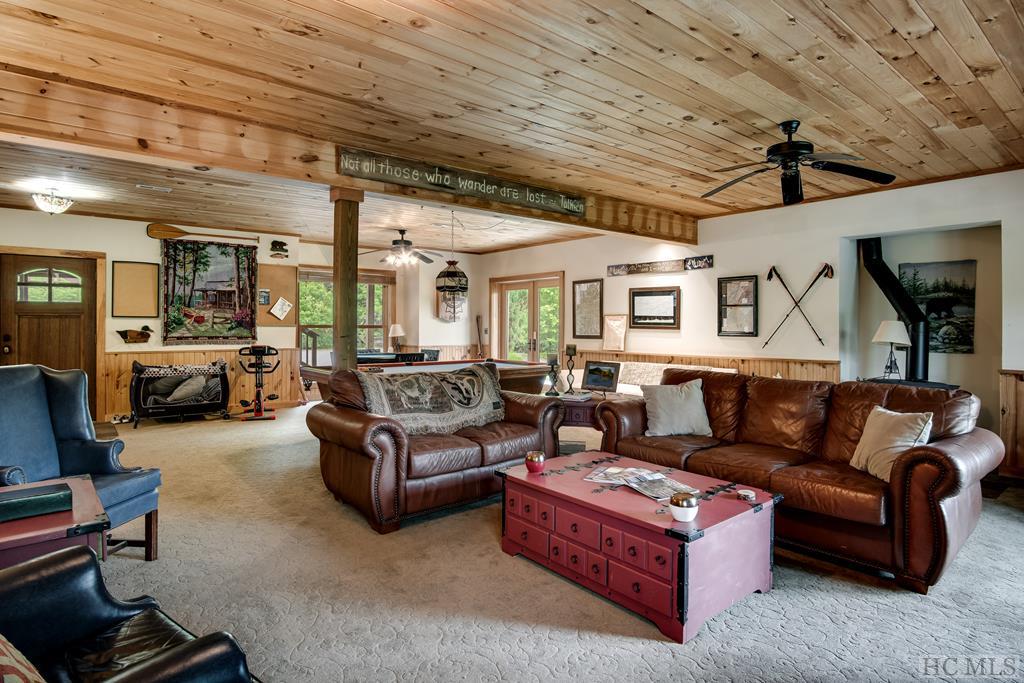 286 Stockton Road Franklin, NC 28734 - Photo 24 of 52 Gallery Image 24