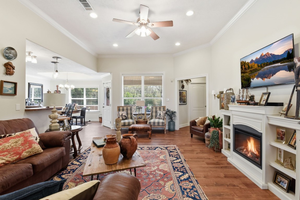 232 North Dixie Street Brenham, TX 77833 - Photo 11 of 41