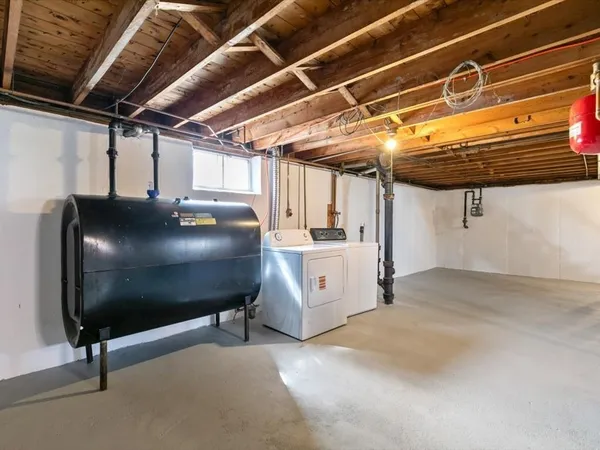 $395,000 | 234 Foster Street, Lowell, MA 01851