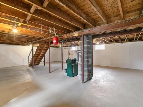 $395,000 | 234 Foster Street, Lowell, MA 01851