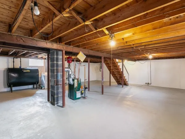 $395,000 | 234 Foster Street, Lowell, MA 01851